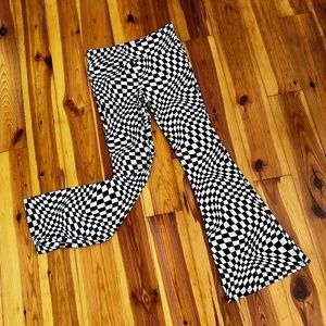 softest checkerboard yoga pants